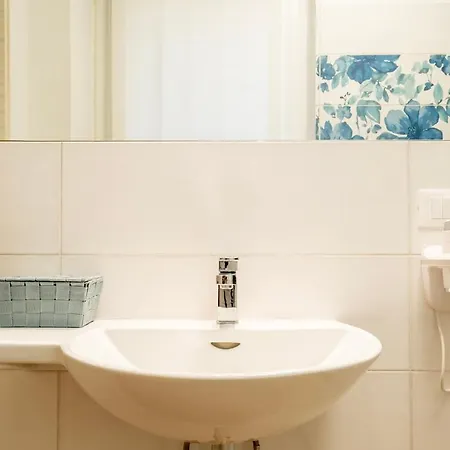 Marconi28suites 4*